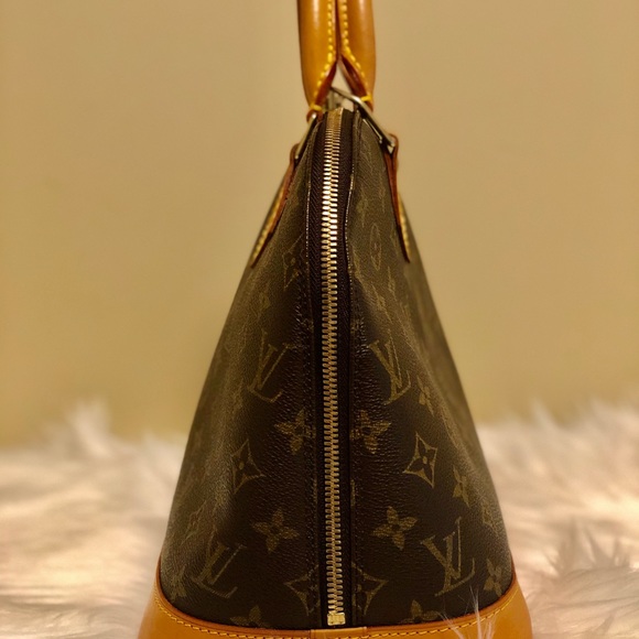 āSOLDāLouis Vuitton PM - Picture 3 of 12